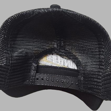 Black mesh cap with a gray background